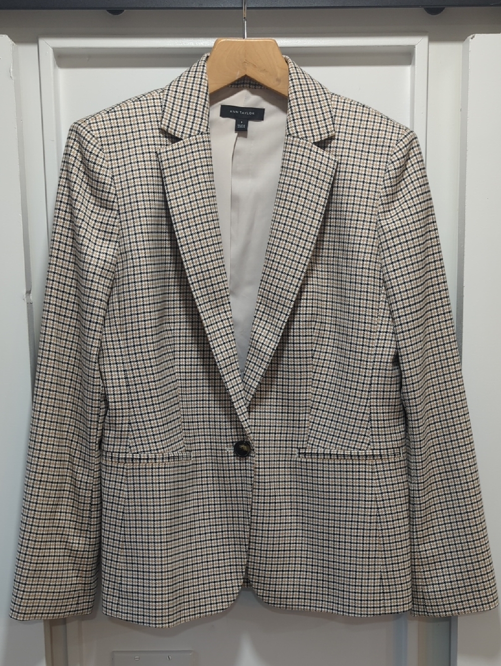 Ann Taylor Beige and Black Houndstooth Checked Single-Button Blazer Size 8